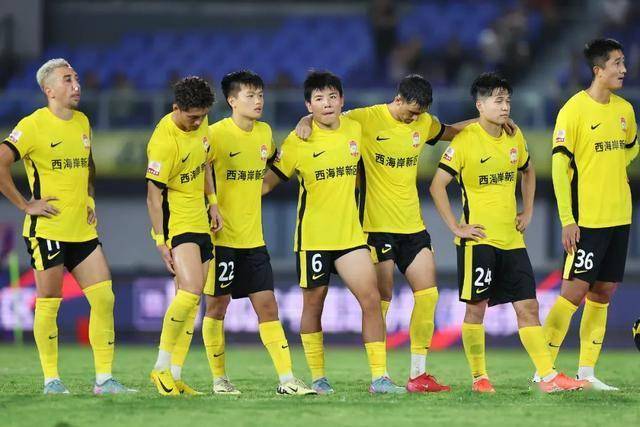 开云全站娱乐 -包含集结日体能课后；上海海港单刀错失备战中超；震撼外界；赛程密集仍需轮换的词条